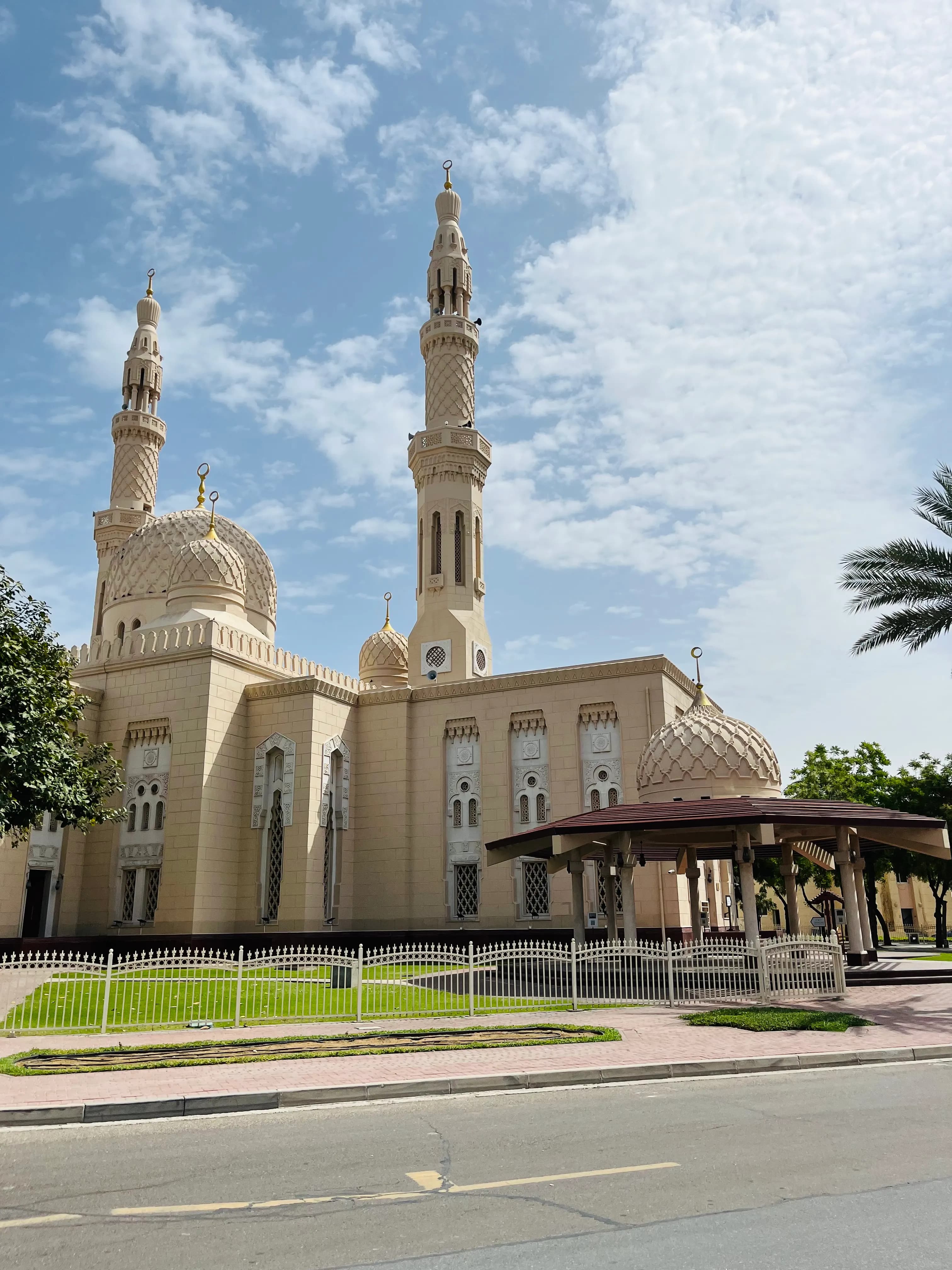 Jumeirah Mosque Tour